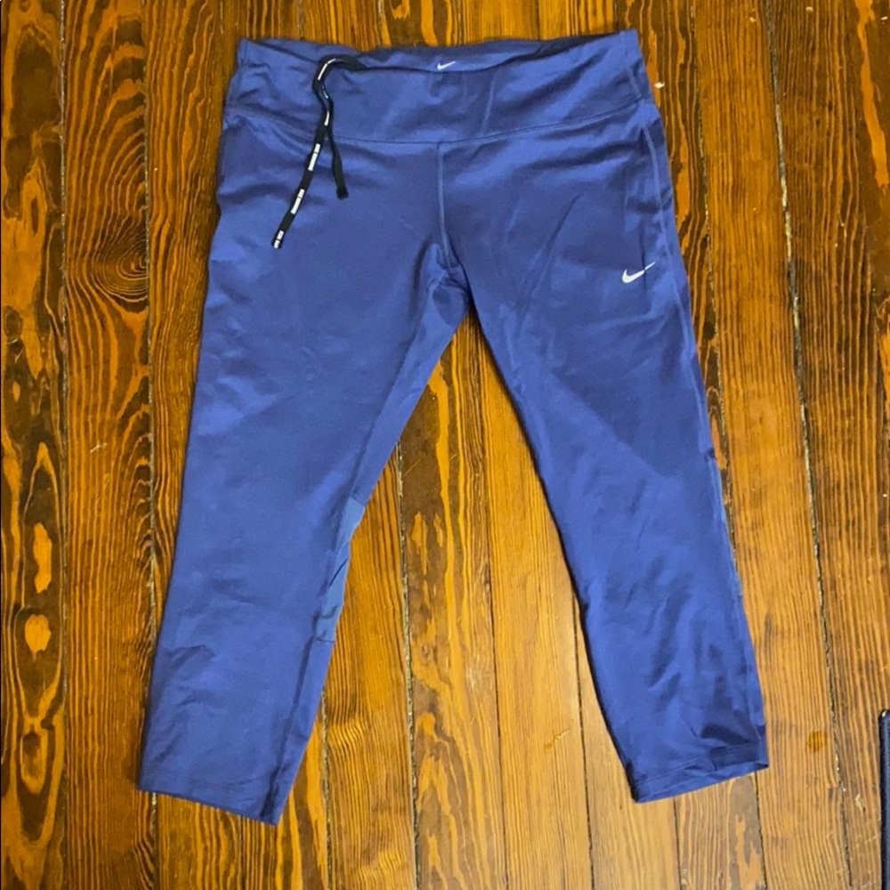 XL Nike Running Capri /below knee tights Dri-fit
